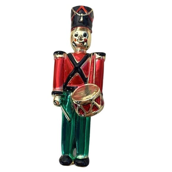 Vintage Signed AJC 3" Enamel Toy Soldier Nutcracker Drummer Christmas Brooch - Picture 1 of 6